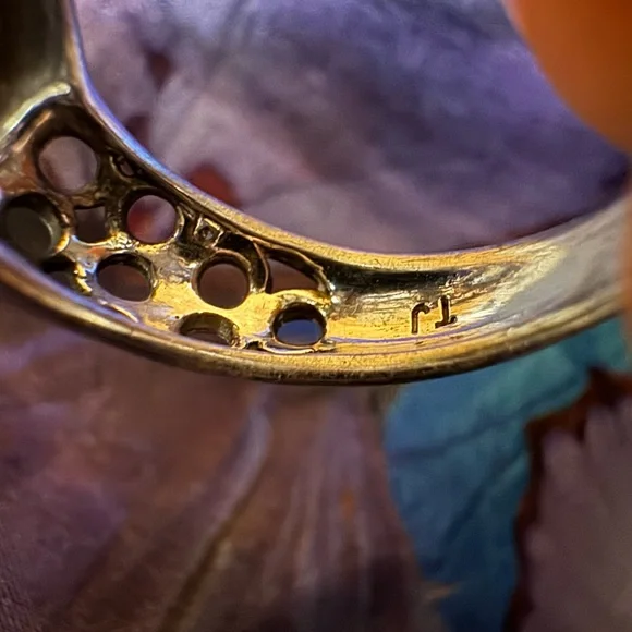 Sterling silver ring with light blue stone - Picture 6 of 7